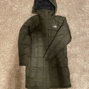 The North Face Metropolis Parka 600